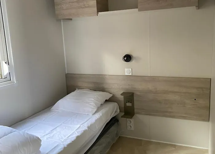 Holiday home St Raphael- Mobile 3ch Clim -magnifique Vue Mer-ile D'or - Plages Et Piscine Saint-Raphael (Var)