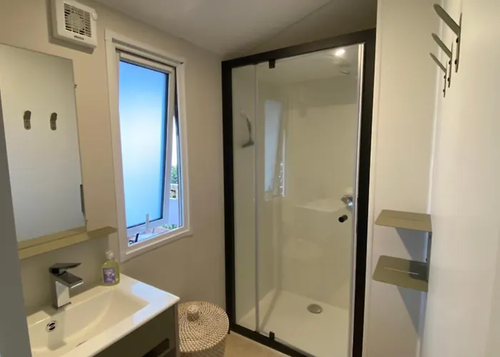 St Raphael- Mobile 3ch Clim -magnifique Vue Mer-ile D'or - Plages Et Piscine